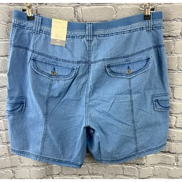 Style & Co Chambray Blue Zip Zag Cargo Pocket Shorts size 18W Mid Rise - Picture 2 of 11